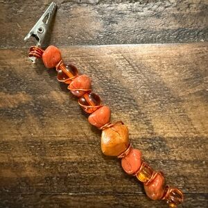 Smoking Wand Diva Roach Clip in hues of Orange